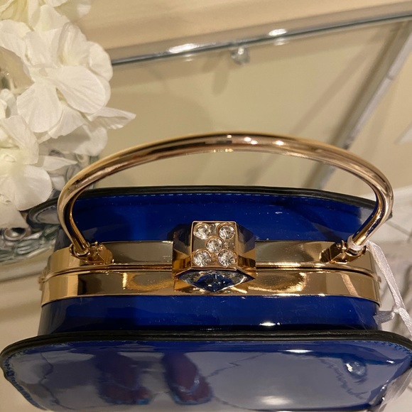 Gramercy & Grand Classy luxury Handbag - Picture 3 of 16